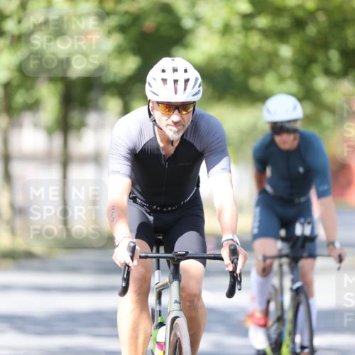 11.08.2024 - GEWOBA Citytriathlon Bremen H.Heesch http://msf.ph/oto/6798140 11.08.2024 11:53:45 Laufen  meine-sportfotos.de