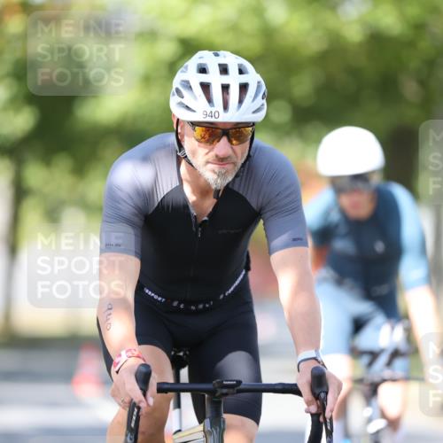 11.08.2024 - GEWOBA Citytriathlon Bremen H.Heesch http://msf.ph/oto/6798154 11.08.2024 11:53:45 Laufen  meine-sportfotos.de