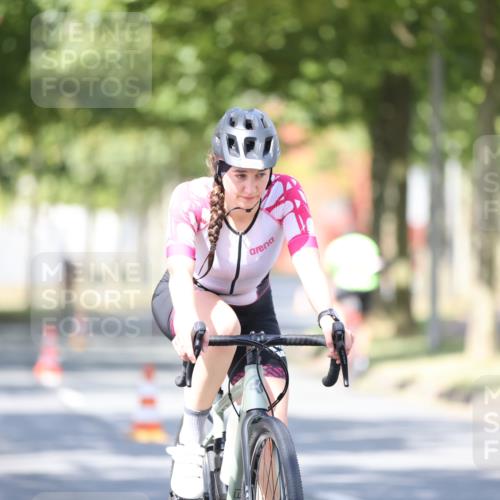 11.08.2024 - GEWOBA Citytriathlon Bremen H.Heesch http://msf.ph/oto/6798168 11.08.2024 11:54:00 Laufen  meine-sportfotos.de
