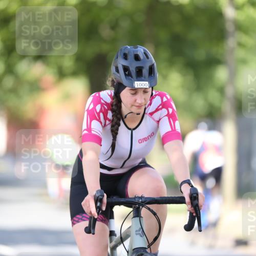 11.08.2024 - GEWOBA Citytriathlon Bremen H.Heesch http://msf.ph/oto/6798181 11.08.2024 11:54:01 Laufen  meine-sportfotos.de