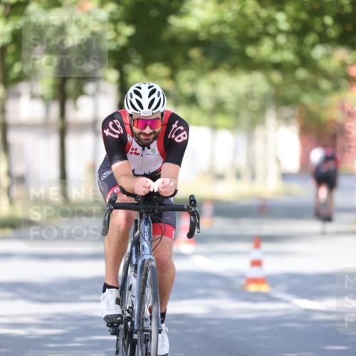 11.08.2024 - GEWOBA Citytriathlon Bremen H.Heesch http://msf.ph/oto/6798261 11.08.2024 11:54:07 Laufen  meine-sportfotos.de