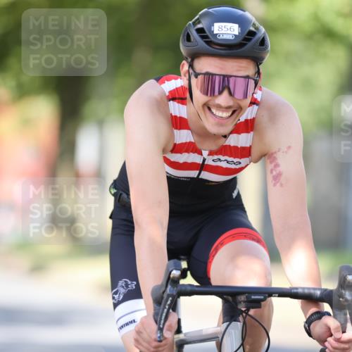 11.08.2024 - GEWOBA Citytriathlon Bremen H.Heesch http://msf.ph/oto/6798326 11.08.2024 11:54:13 Laufen  meine-sportfotos.de