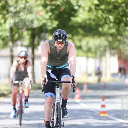 11.08.2024 - GEWOBA Citytriathlon Bremen H.Heesch http://msf.ph/oto/6798346 11.08.2024 11:54:25 Laufen  meine-sportfotos.de