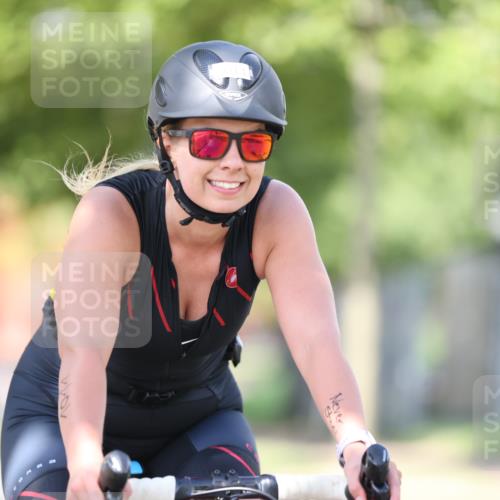 11.08.2024 - GEWOBA Citytriathlon Bremen H.Heesch http://msf.ph/oto/6798379 11.08.2024 11:54:27 Laufen  meine-sportfotos.de