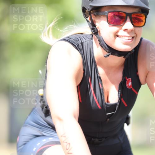 11.08.2024 - GEWOBA Citytriathlon Bremen H.Heesch http://msf.ph/oto/6798390 11.08.2024 11:54:27 Laufen  meine-sportfotos.de