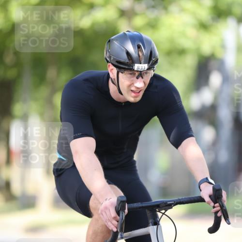 11.08.2024 - GEWOBA Citytriathlon Bremen H.Heesch http://msf.ph/oto/6798494 11.08.2024 11:54:39 Laufen  meine-sportfotos.de