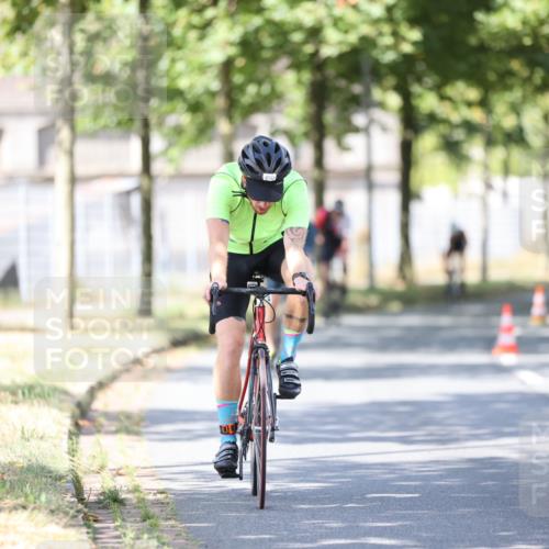 11.08.2024 - GEWOBA Citytriathlon Bremen H.Heesch http://msf.ph/oto/6798549 11.08.2024 11:54:51 Laufen  meine-sportfotos.de