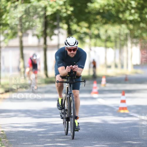 11.08.2024 - GEWOBA Citytriathlon Bremen H.Heesch http://msf.ph/oto/6798613 11.08.2024 11:54:52 Laufen  meine-sportfotos.de