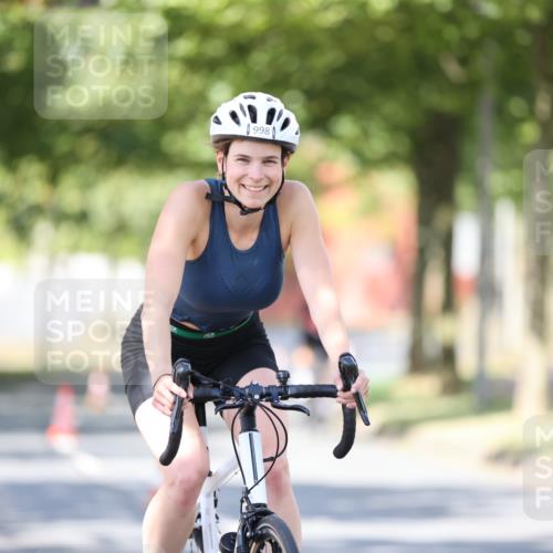 11.08.2024 - GEWOBA Citytriathlon Bremen H.Heesch http://msf.ph/oto/6798769 11.08.2024 11:54:58 Laufen  meine-sportfotos.de