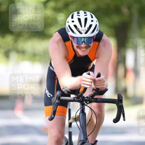 11.08.2024 - GEWOBA Citytriathlon Bremen H.Heesch http://msf.ph/oto/6799012 11.08.2024 11:55:49 Laufen  meine-sportfotos.de