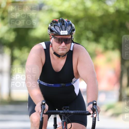 11.08.2024 - GEWOBA Citytriathlon Bremen H.Heesch http://msf.ph/oto/6799038 11.08.2024 11:55:59 Laufen  meine-sportfotos.de