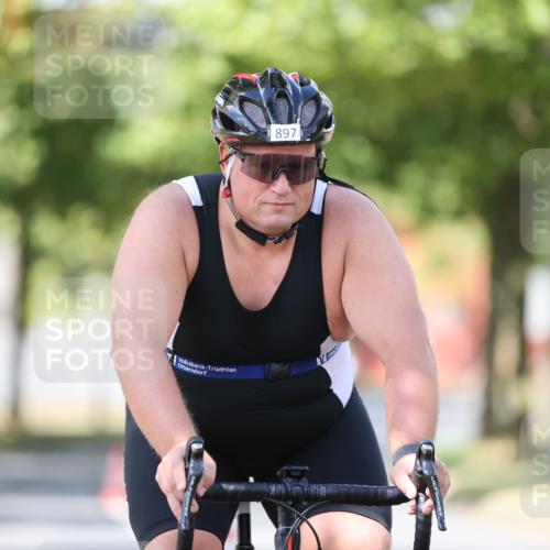 11.08.2024 - GEWOBA Citytriathlon Bremen H.Heesch http://msf.ph/oto/6799040 11.08.2024 11:55:59 Laufen  meine-sportfotos.de