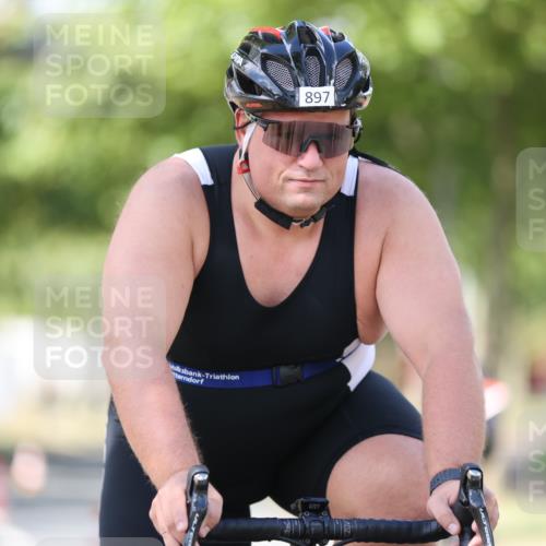 11.08.2024 - GEWOBA Citytriathlon Bremen H.Heesch http://msf.ph/oto/6799046 11.08.2024 11:55:59 Laufen  meine-sportfotos.de