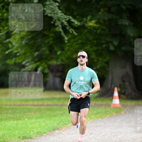25.08.2024 - 20. Blankeneser Heldenlauf Dr. Thomas Lammeyer http://msf.ph/oto/6805738 25.08.2024 10:03:55 Laufen  meine-sportfotos.de