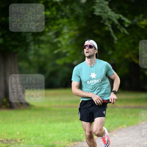 25.08.2024 - 20. Blankeneser Heldenlauf Dr. Thomas Lammeyer http://msf.ph/oto/6805746 25.08.2024 10:03:56 Laufen  meine-sportfotos.de