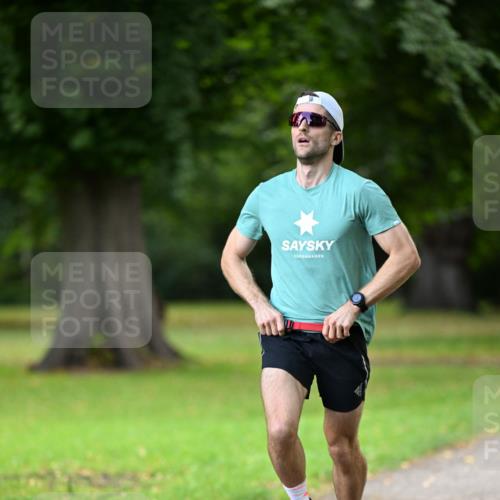 25.08.2024 - 20. Blankeneser Heldenlauf Dr. Thomas Lammeyer http://msf.ph/oto/6805749 25.08.2024 10:03:57 Laufen  meine-sportfotos.de