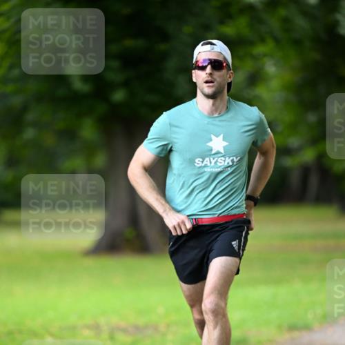 25.08.2024 - 20. Blankeneser Heldenlauf Dr. Thomas Lammeyer http://msf.ph/oto/6805752 25.08.2024 10:03:57 Laufen  meine-sportfotos.de