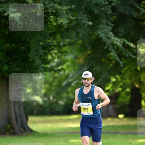25.08.2024 - 20. Blankeneser Heldenlauf Dr. Thomas Lammeyer http://msf.ph/oto/6805771 25.08.2024 10:05:16 Laufen 6270 meine-sportfotos.de