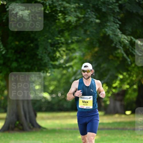 25.08.2024 - 20. Blankeneser Heldenlauf Dr. Thomas Lammeyer http://msf.ph/oto/6805773 25.08.2024 10:05:16 Laufen 6270 meine-sportfotos.de
