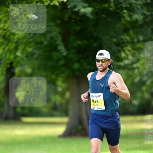 25.08.2024 - 20. Blankeneser Heldenlauf Dr. Thomas Lammeyer http://msf.ph/oto/6805780 25.08.2024 10:05:17 Laufen 6270 meine-sportfotos.de