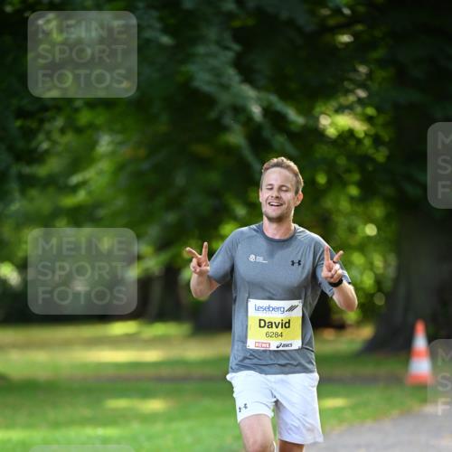 25.08.2024 - 20. Blankeneser Heldenlauf Dr. Thomas Lammeyer http://msf.ph/oto/6805793 25.08.2024 10:05:34 Laufen 6284, 8 meine-sportfotos.de
