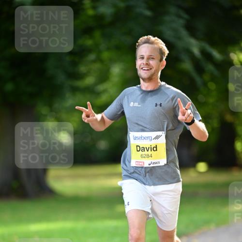 25.08.2024 - 20. Blankeneser Heldenlauf Dr. Thomas Lammeyer http://msf.ph/oto/6805799 25.08.2024 10:05:35 Laufen 6284 meine-sportfotos.de