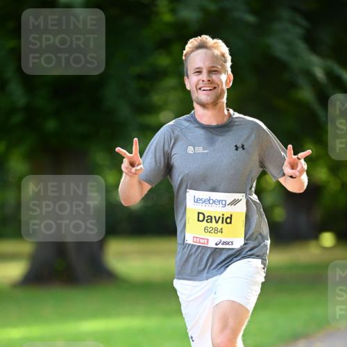 25.08.2024 - 20. Blankeneser Heldenlauf Dr. Thomas Lammeyer http://msf.ph/oto/6805801 25.08.2024 10:05:35 Laufen 3, 6284 meine-sportfotos.de