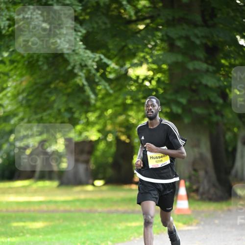25.08.2024 - 20. Blankeneser Heldenlauf Dr. Thomas Lammeyer http://msf.ph/oto/6805807 25.08.2024 10:06:03 Laufen 6208 meine-sportfotos.de