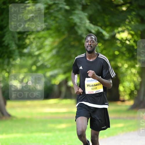 25.08.2024 - 20. Blankeneser Heldenlauf Dr. Thomas Lammeyer http://msf.ph/oto/6805817 25.08.2024 10:06:05 Laufen 6208 meine-sportfotos.de