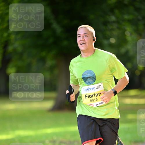 25.08.2024 - 20. Blankeneser Heldenlauf Dr. Thomas Lammeyer http://msf.ph/oto/6805838 25.08.2024 10:06:43 Laufen 4, 6019 meine-sportfotos.de