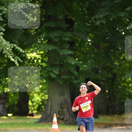 25.08.2024 - 20. Blankeneser Heldenlauf Dr. Thomas Lammeyer http://msf.ph/oto/6805843 25.08.2024 10:07:05 Laufen 6389 meine-sportfotos.de