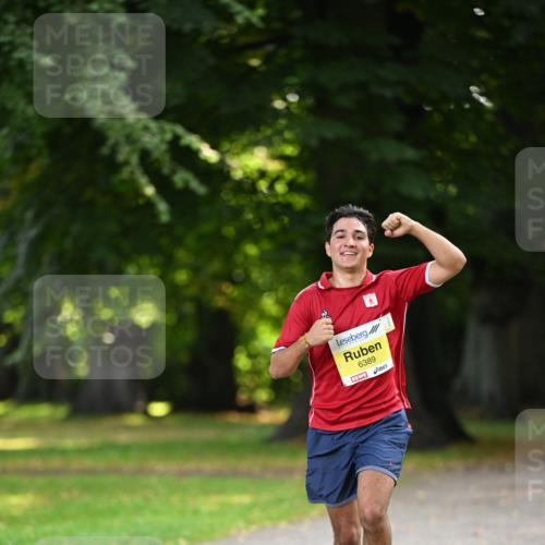 25.08.2024 - 20. Blankeneser Heldenlauf Dr. Thomas Lammeyer http://msf.ph/oto/6805855 25.08.2024 10:07:08 Laufen 6389, 5 meine-sportfotos.de
