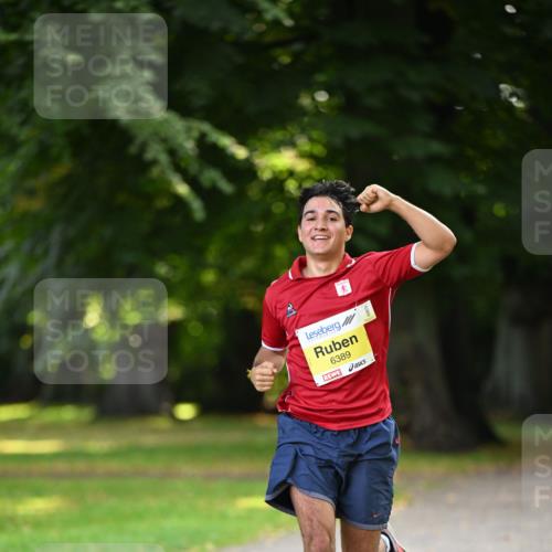 25.08.2024 - 20. Blankeneser Heldenlauf Dr. Thomas Lammeyer http://msf.ph/oto/6805859 25.08.2024 10:07:08 Laufen 6389 meine-sportfotos.de