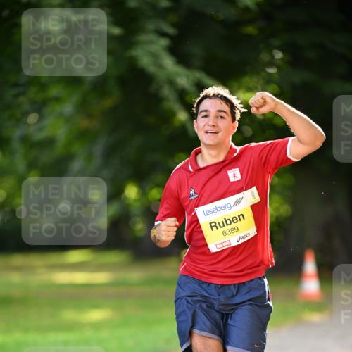 25.08.2024 - 20. Blankeneser Heldenlauf Dr. Thomas Lammeyer http://msf.ph/oto/6805865 25.08.2024 10:07:09 Laufen 6389 meine-sportfotos.de