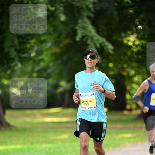 25.08.2024 - 20. Blankeneser Heldenlauf Dr. Thomas Lammeyer http://msf.ph/oto/6805882 25.08.2024 10:07:25 Laufen 6504 meine-sportfotos.de