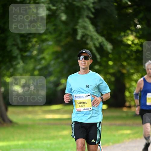 25.08.2024 - 20. Blankeneser Heldenlauf Dr. Thomas Lammeyer http://msf.ph/oto/6805883 25.08.2024 10:07:26 Laufen 6504 meine-sportfotos.de