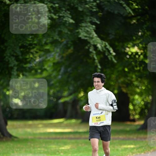 25.08.2024 - 20. Blankeneser Heldenlauf Dr. Thomas Lammeyer http://msf.ph/oto/6805922 25.08.2024 10:07:40 Laufen 6228 meine-sportfotos.de