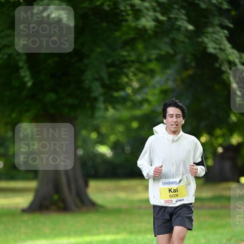 25.08.2024 - 20. Blankeneser Heldenlauf Dr. Thomas Lammeyer http://msf.ph/oto/6805931 25.08.2024 10:07:41 Laufen 6228 meine-sportfotos.de