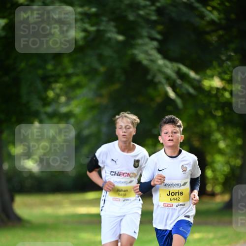 25.08.2024 - 20. Blankeneser Heldenlauf Dr. Thomas Lammeyer http://msf.ph/oto/6805975 25.08.2024 10:08:04 Laufen 6458, 6442 meine-sportfotos.de