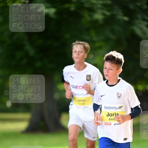 25.08.2024 - 20. Blankeneser Heldenlauf Dr. Thomas Lammeyer http://msf.ph/oto/6805982 25.08.2024 10:08:05 Laufen 6442 meine-sportfotos.de