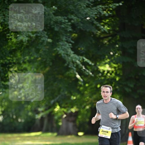 25.08.2024 - 20. Blankeneser Heldenlauf Dr. Thomas Lammeyer http://msf.ph/oto/6805985 25.08.2024 10:09:14 Laufen 6399 meine-sportfotos.de