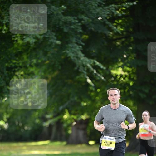 25.08.2024 - 20. Blankeneser Heldenlauf Dr. Thomas Lammeyer http://msf.ph/oto/6805988 25.08.2024 10:09:15 Laufen 6399 meine-sportfotos.de