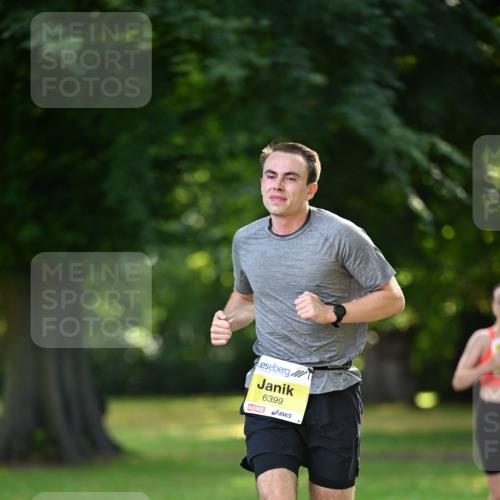 25.08.2024 - 20. Blankeneser Heldenlauf Dr. Thomas Lammeyer http://msf.ph/oto/6806001 25.08.2024 10:09:16 Laufen 6399 meine-sportfotos.de