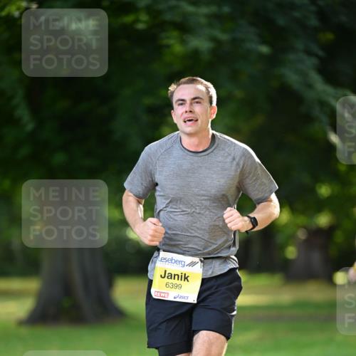 25.08.2024 - 20. Blankeneser Heldenlauf Dr. Thomas Lammeyer http://msf.ph/oto/6806004 25.08.2024 10:09:17 Laufen 6399 meine-sportfotos.de
