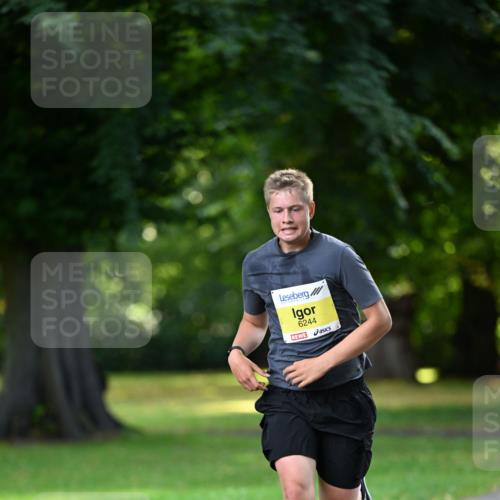 25.08.2024 - 20. Blankeneser Heldenlauf Dr. Thomas Lammeyer http://msf.ph/oto/6806068 25.08.2024 10:09:46 Laufen 6244 meine-sportfotos.de