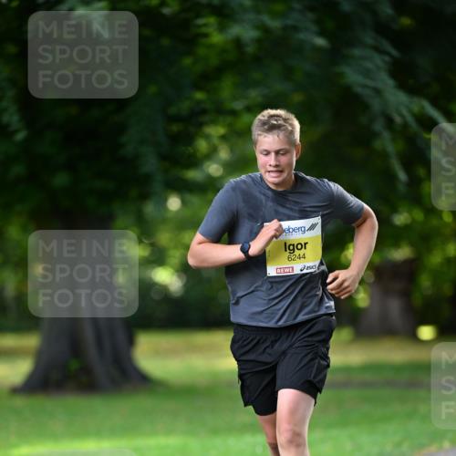 25.08.2024 - 20. Blankeneser Heldenlauf Dr. Thomas Lammeyer http://msf.ph/oto/6806070 25.08.2024 10:09:46 Laufen 6244 meine-sportfotos.de