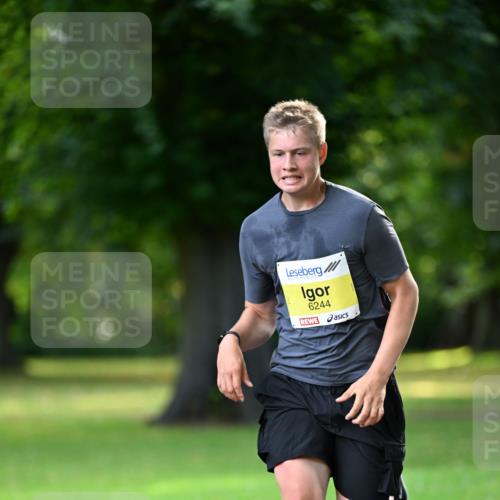 25.08.2024 - 20. Blankeneser Heldenlauf Dr. Thomas Lammeyer http://msf.ph/oto/6806074 25.08.2024 10:09:46 Laufen 6244 meine-sportfotos.de