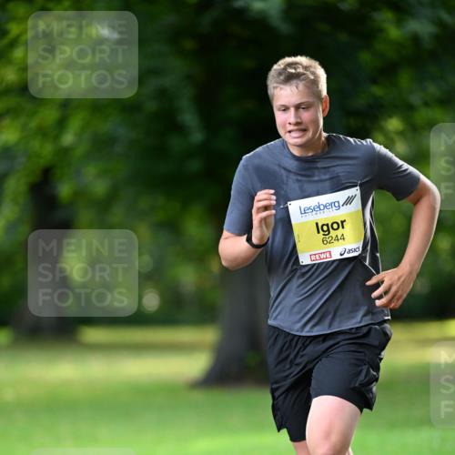 25.08.2024 - 20. Blankeneser Heldenlauf Dr. Thomas Lammeyer http://msf.ph/oto/6806075 25.08.2024 10:09:47 Laufen 6244 meine-sportfotos.de