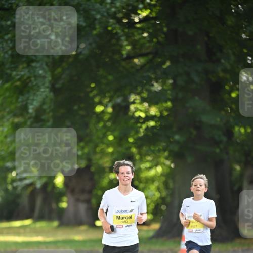 25.08.2024 - 20. Blankeneser Heldenlauf Dr. Thomas Lammeyer http://msf.ph/oto/6806103 25.08.2024 10:10:34 Laufen 6297, 6527 meine-sportfotos.de
