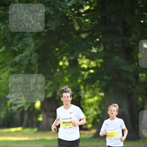 25.08.2024 - 20. Blankeneser Heldenlauf Dr. Thomas Lammeyer http://msf.ph/oto/6806105 25.08.2024 10:10:34 Laufen 6297, 6527 meine-sportfotos.de